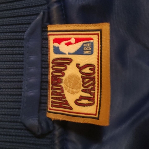 Vintage Hardwood Classics 76ers Jacket - Picture 2 of 3